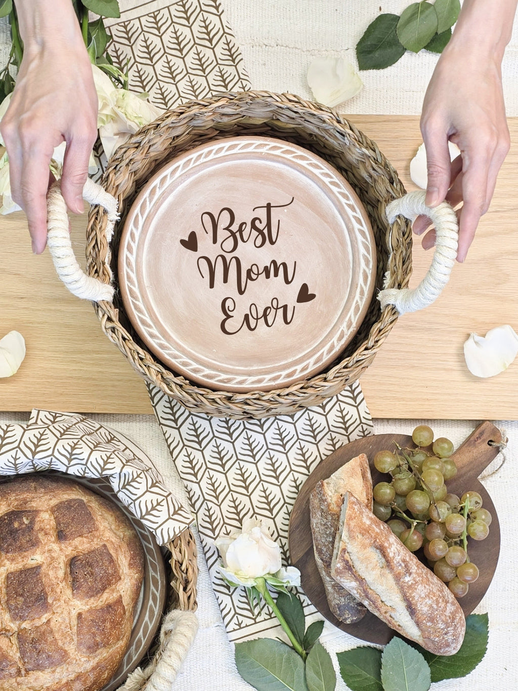 Bread Warmer & Basket Gift Set with Tea Towel - Mom Round