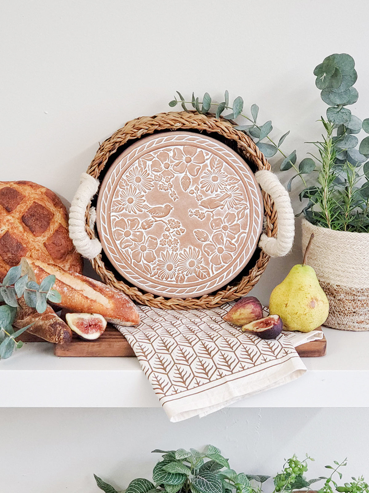 Bread Warmer & Basket Gift Set with Tea Towel - Garden Round